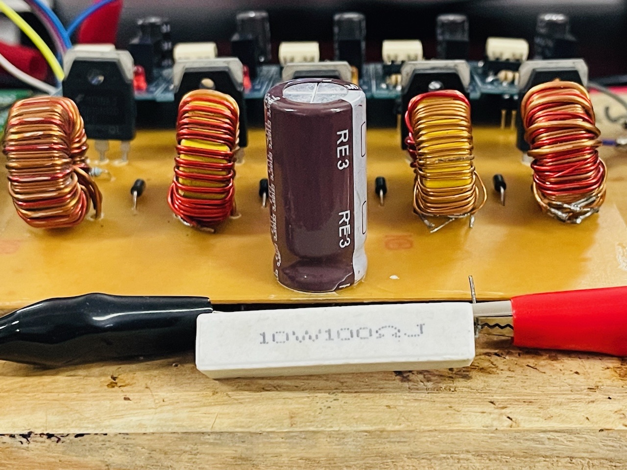 Interleaved Boost Converter Circuit